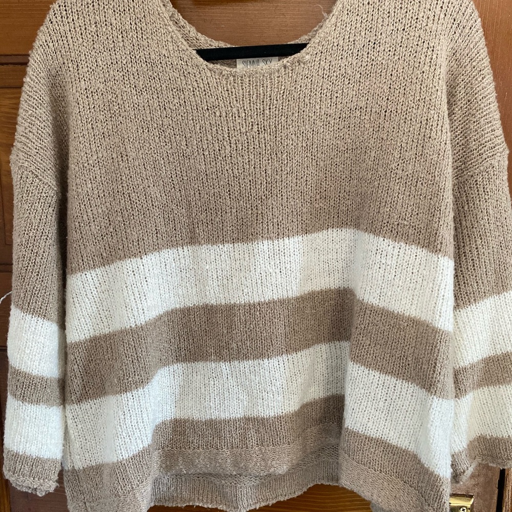 Women’s Sweater